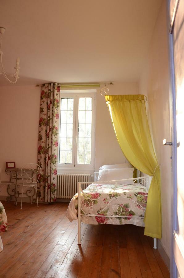Bed and Breakfast Le Manoir De Sanilhac Notre-Dame-de-Sanilhac Екстер'єр фото